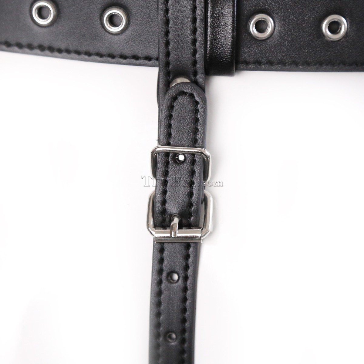 1-Leather-Strap-OnHarness8.jpg