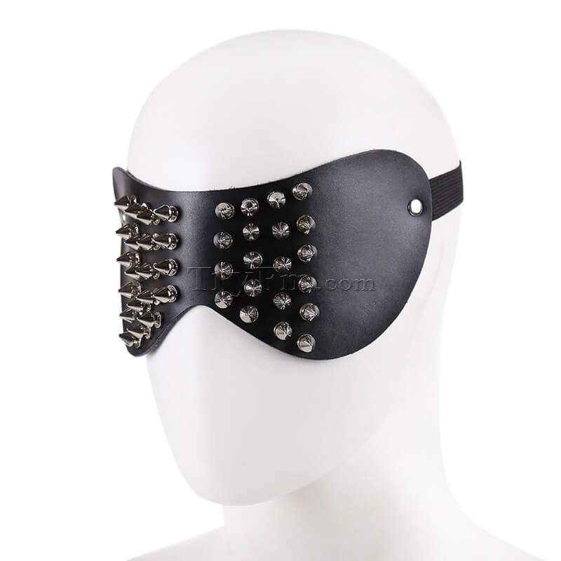 14-cool-rivet-blindfold1.jpg
