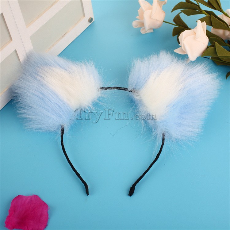 7-blue-white-furry-hair-sticks-headdress2.jpg