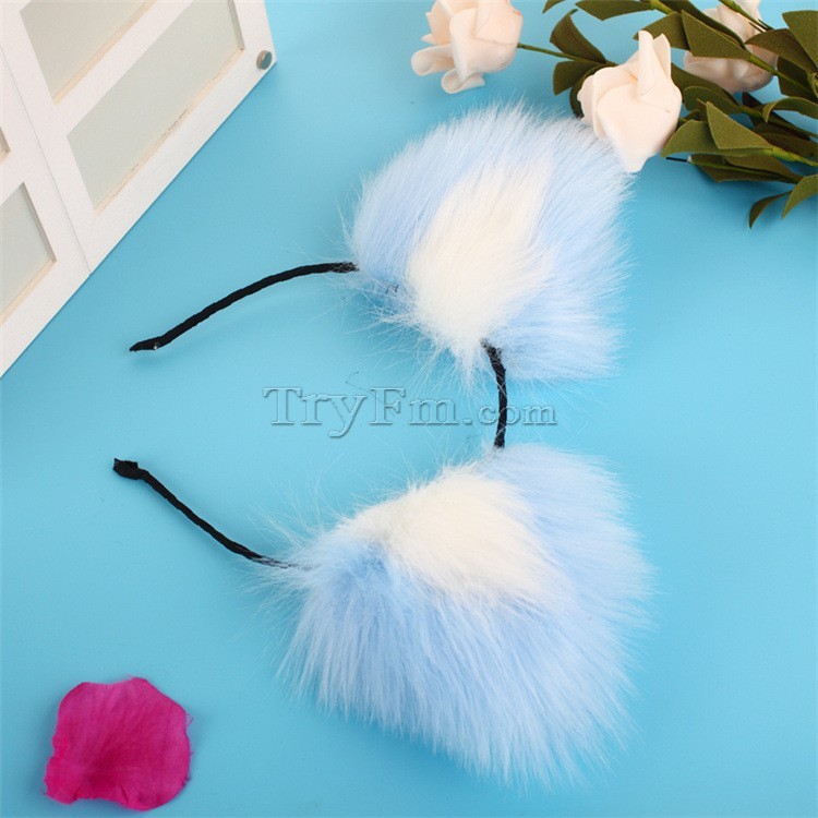 7-blue-white-furry-hair-sticks-headdress4.jpg